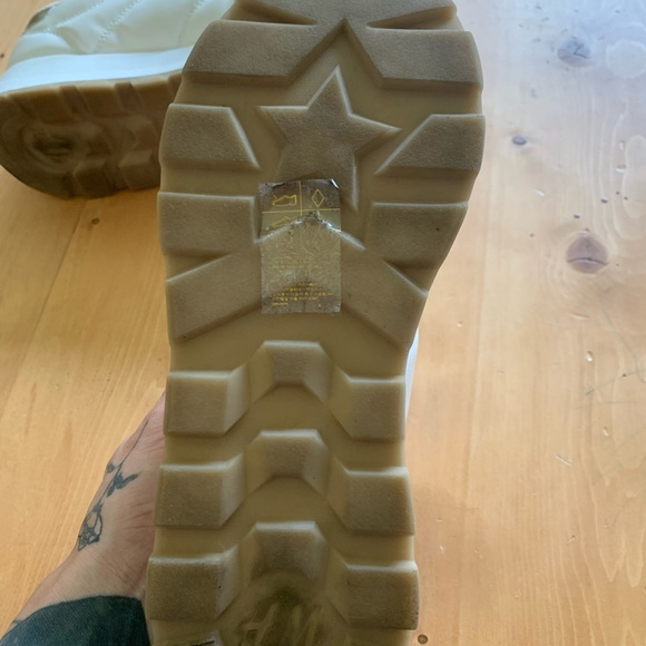 White Sneakers - Picture 3 of 3